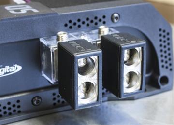 4Connect Powerblock Få 2x 50 mm² strømkabel i din forstærker monteret i en forstærker