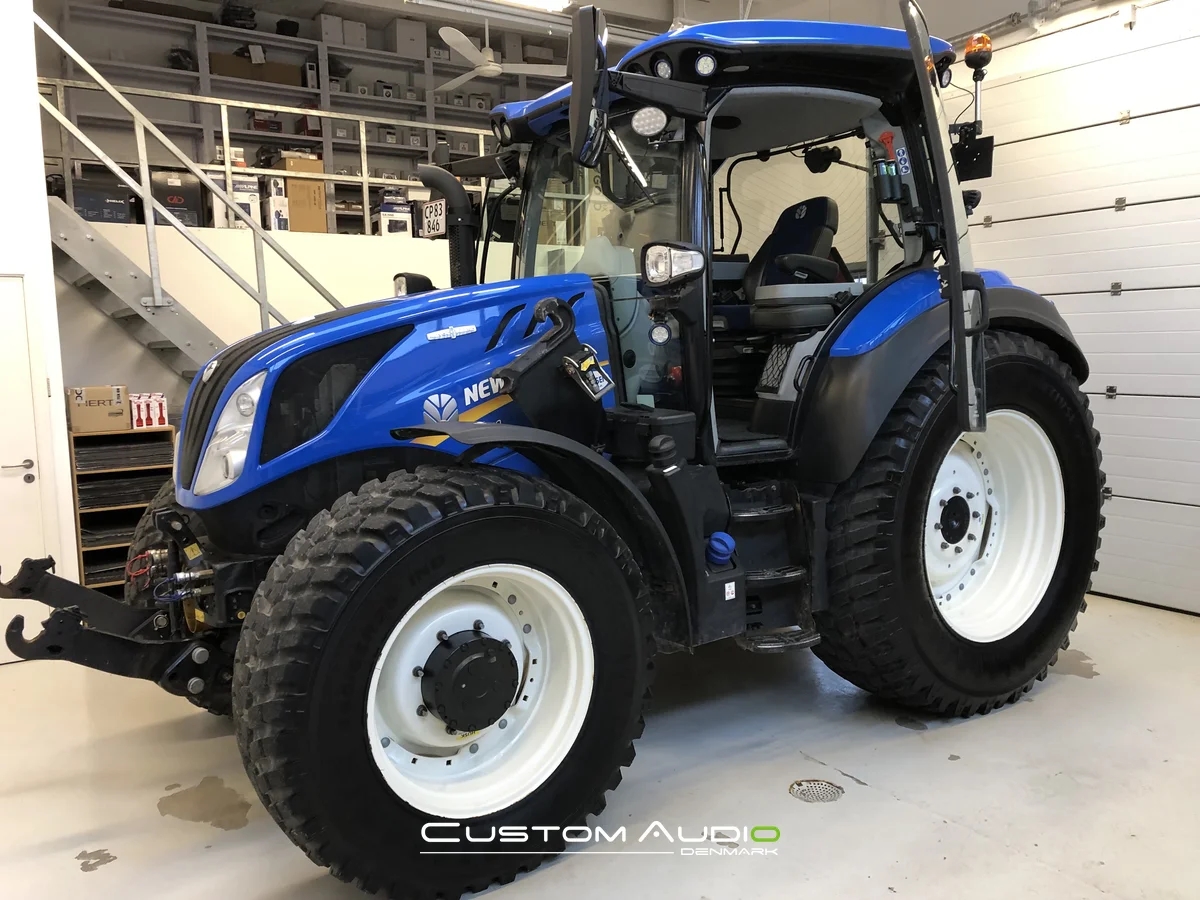 Traktor New Holland