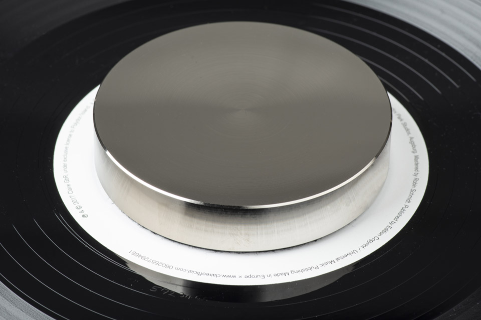 Pro-Ject-Record-Puck-Pro-lifestyle