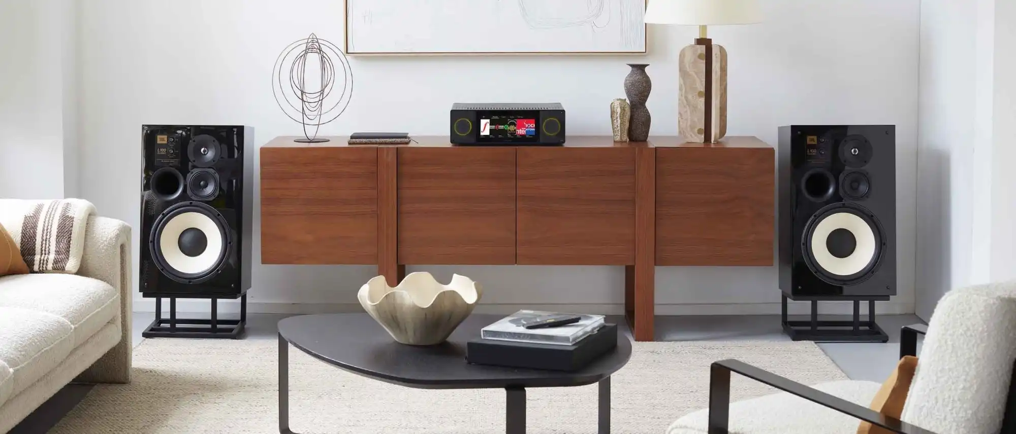 arcam-sa45-lifestyle