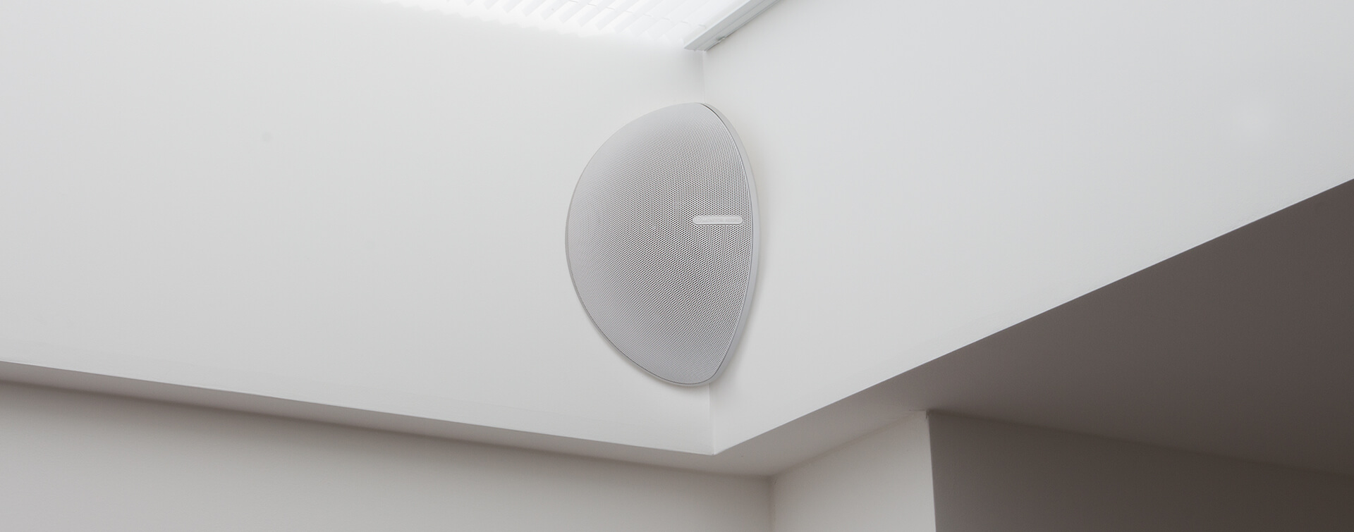 monitor-audio-v-corner-lifestyle