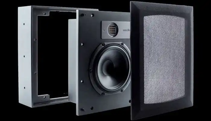 uandksound-m600-iw-profile-front